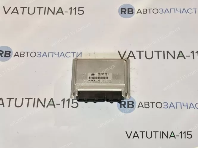 8D0907558S Блок управління двигуном