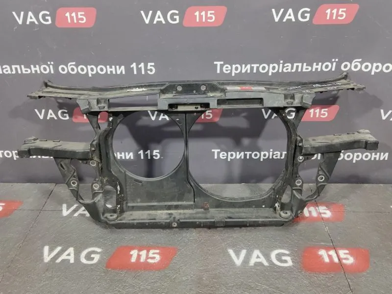 4B0805588A-BU Панель передня 1,8T/1,9