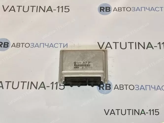 8D0907558F Блок управления двигателем