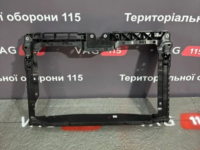 6VA805588B Панель передня