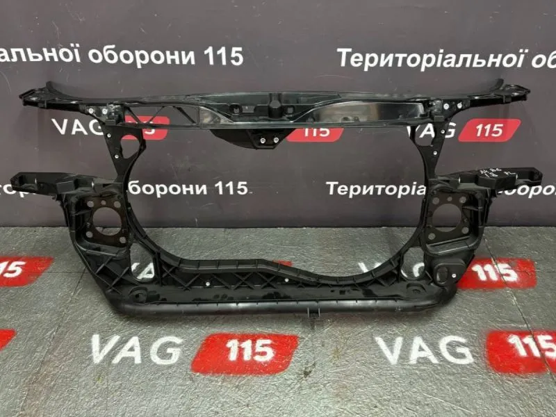 133404-1 Панель передня 1,8/1,9 - 8E0805594