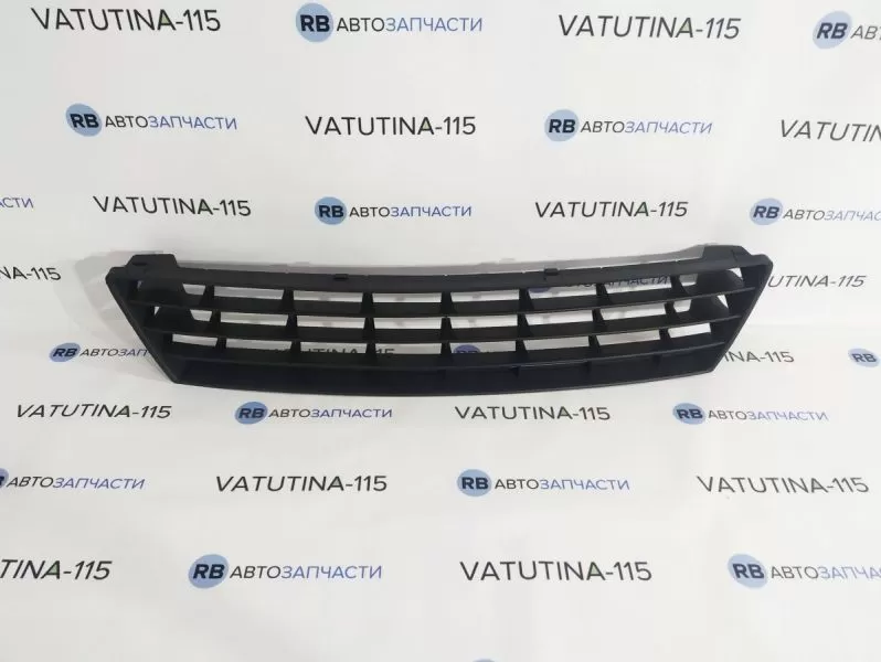 KH9533995 Решітка бампера центр.