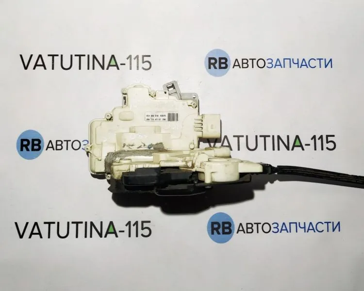 4E4839016AD Замок задн. двері R