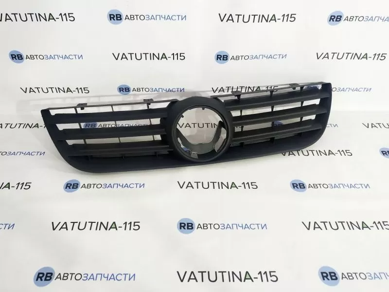 FP7408991 Решітка радіатора -ембл.
