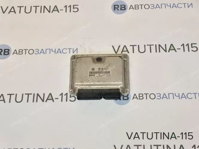 038906012CL Блок управління двигуном