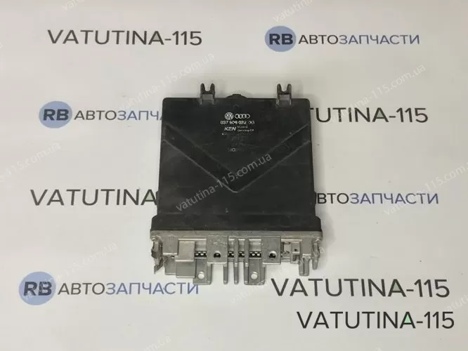037906022DG Блок управління двигуном