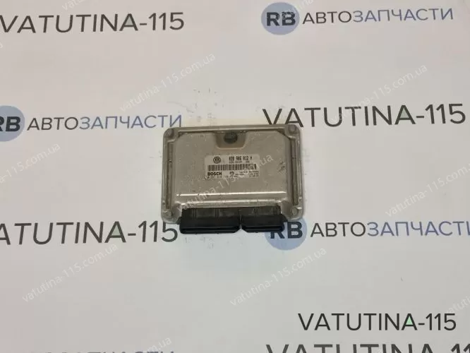 038906012H Блок управління двигуном