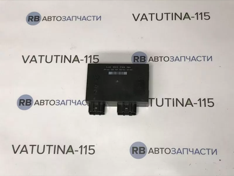 1J0959799AH Блок комфорту