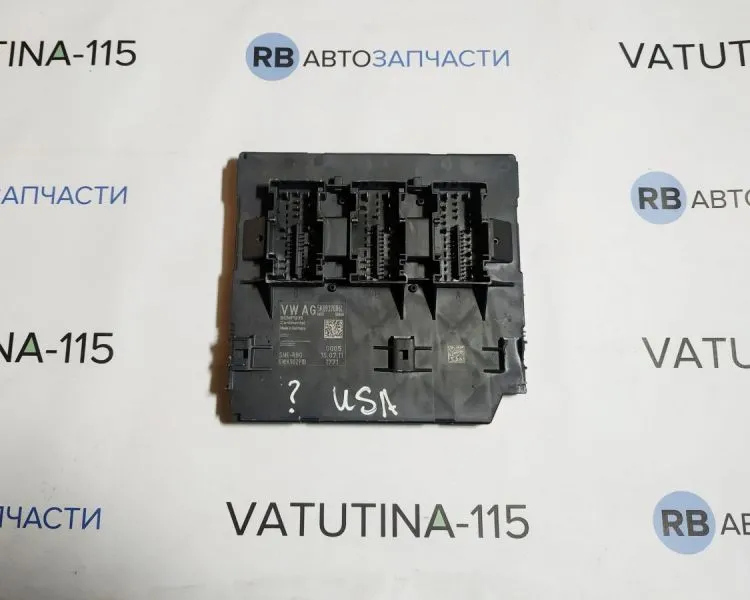5K0937086L Блок комфорту