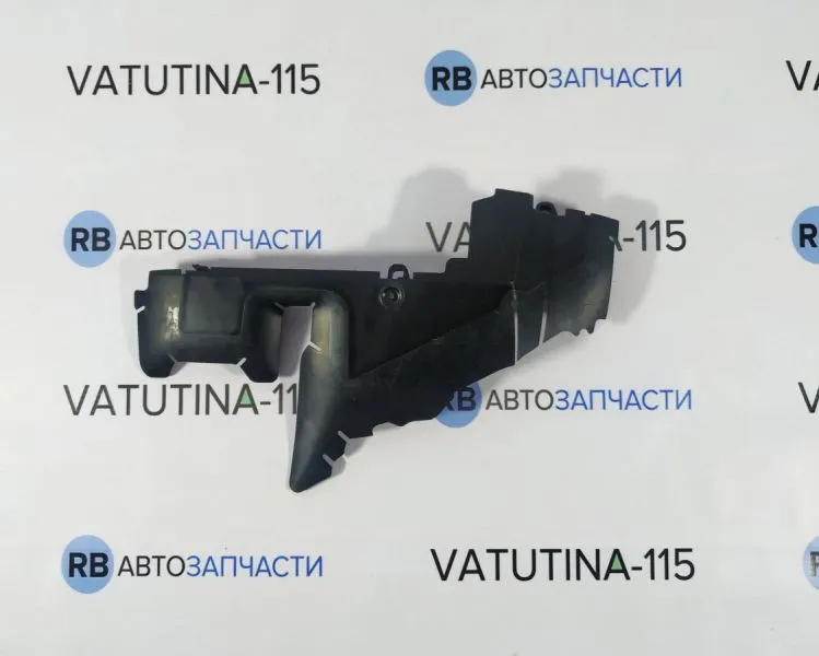 5E0121283A Повітрозабірник радіатора L