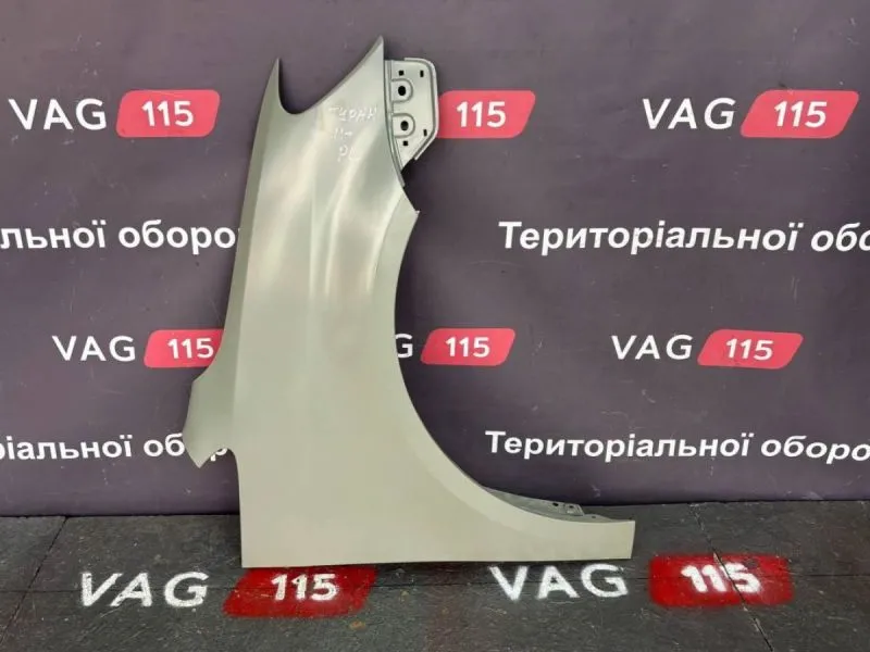 956302 Крило R - 1T0821022D