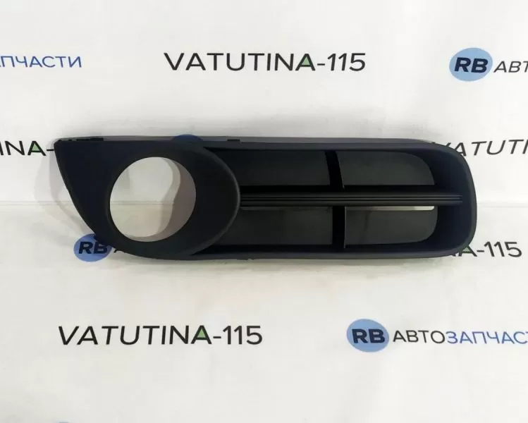 FP6408912 Решітка бампера R з пр/тум. - 5J0853666