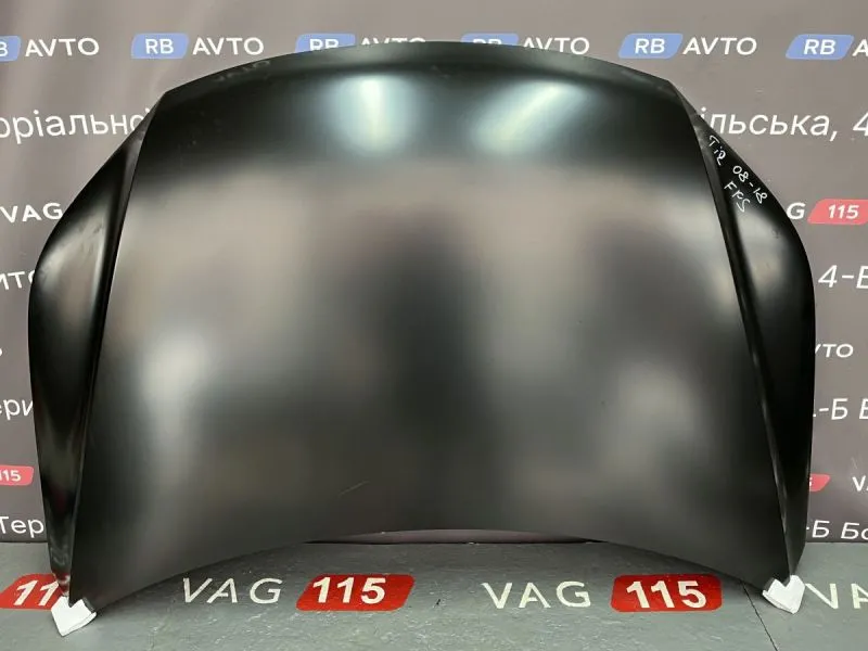 FP7114280 Капот
