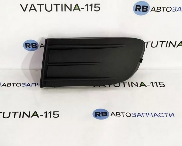 1Z0807367B41 Решітка бампера L (заглушка  пр/тум.)