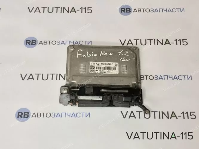 03E906023Q Блок управління двигуном