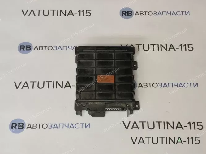 811906264D Блок управления двигателем