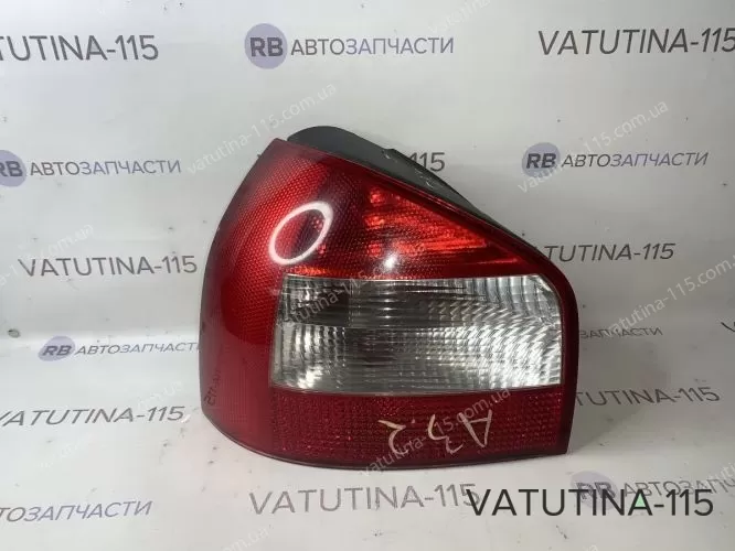 8L0945095B-BU Ліхтар задній L