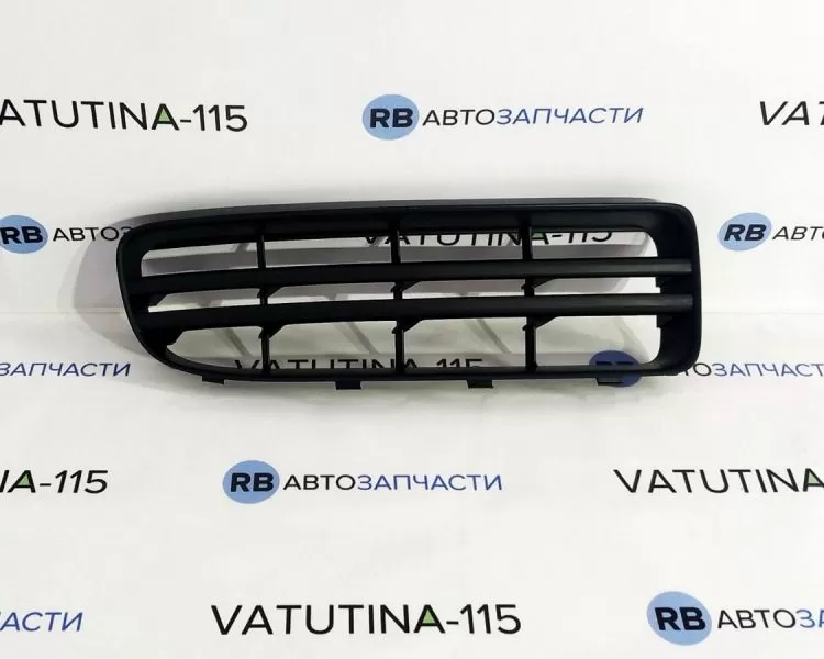 1U0807368C01C Решітка бампера R 1,8T