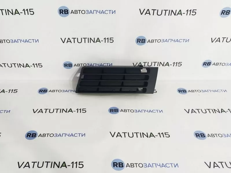 8D0807345AB3FZ Решітка бампера L