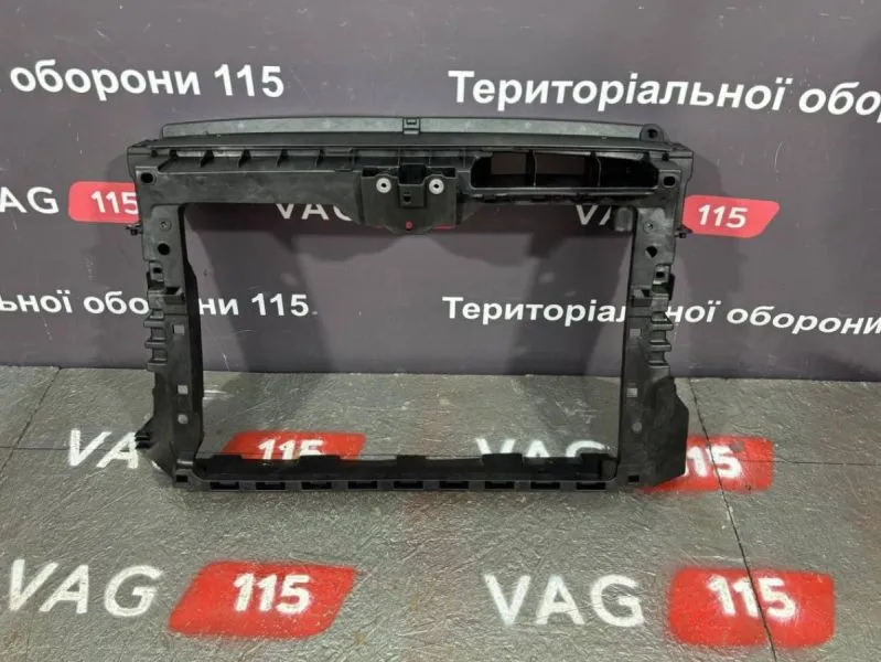 FP7439200 Панель передня - 561805588B
