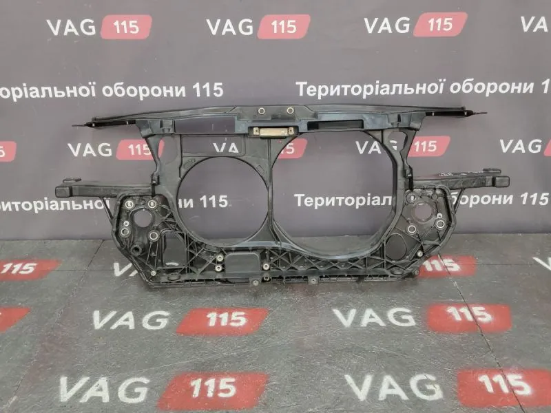 4B0805588G-T Панель передня 2.4/2.8