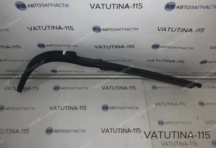 954625-2 Спойлер переднього бампера R