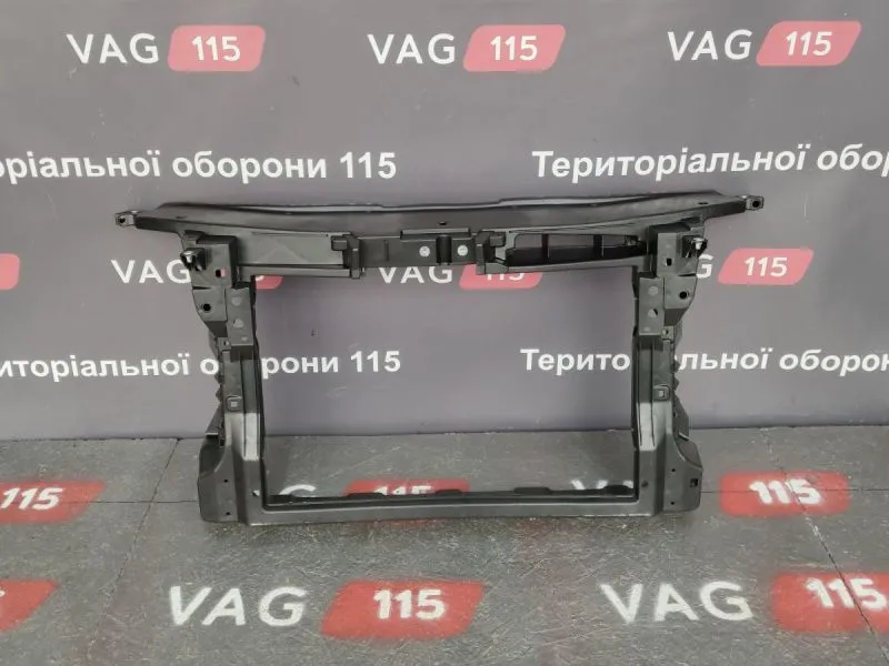 692604-1 Панель передня - 3T0805588D