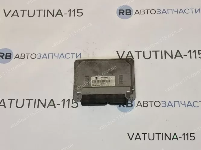 047906033C Блок управління двигуном