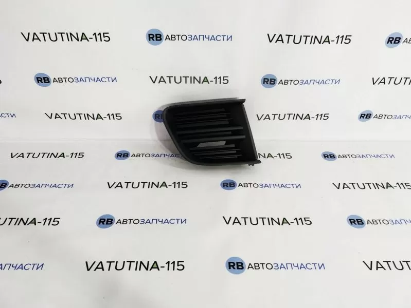 1Z0853666A9B9 Решітка бампера R RS
