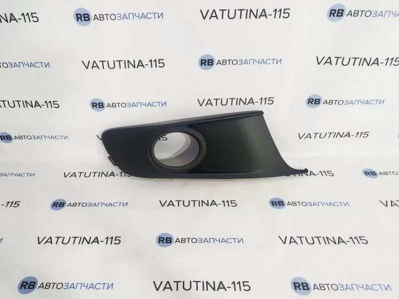 FP7422912 Решітка бампера R +пр/тум. -хром