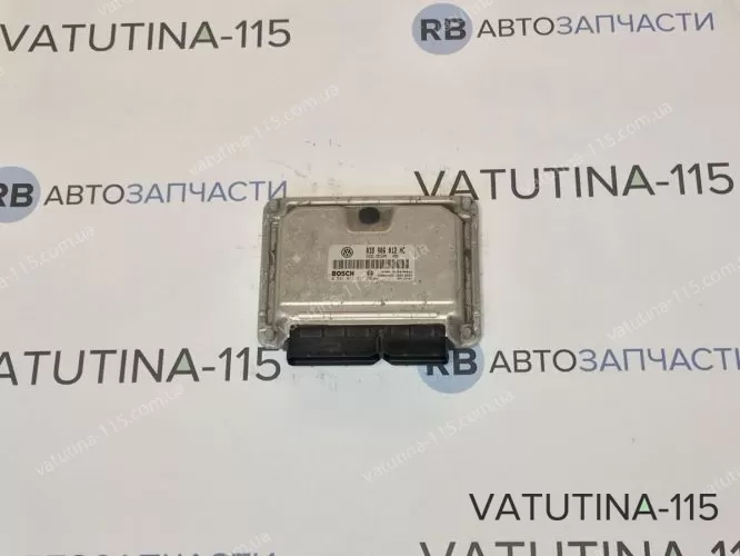 038906012HC Блок управління двигуном
