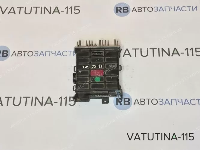 893907404A Блок управления двигателем