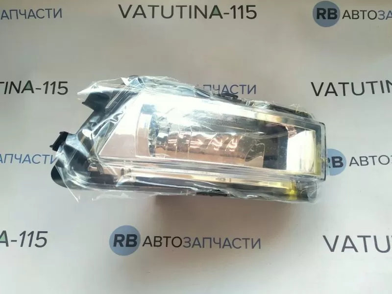 FP7439H1-P Протитуманна фара L