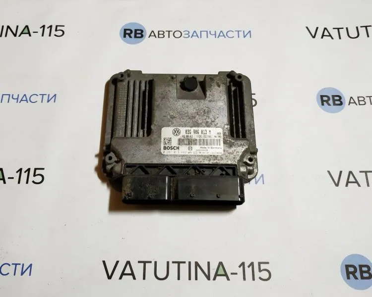 03G906013M Блок управління двигуном