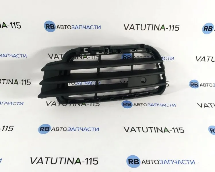 FP7417913 Решітка бампера L + парктр.