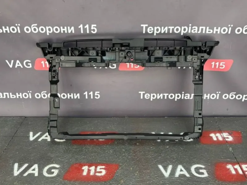 5H0805588J Панель передня - 5H0805588E/H