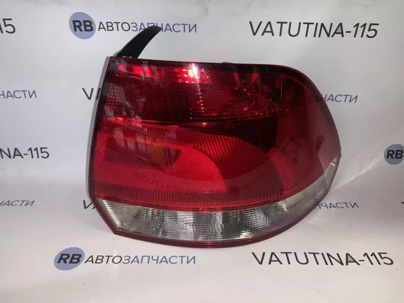 441-19D1R-LD-UE Ліхтар задній R - FP7415F4-E
