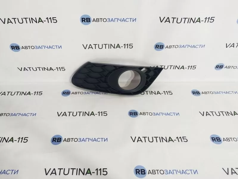 1Z0807368C9B9 Решітка бампера R RS