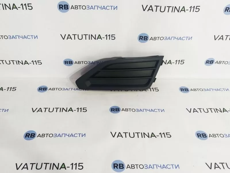 3CN8536669B9 Решітка бампера R