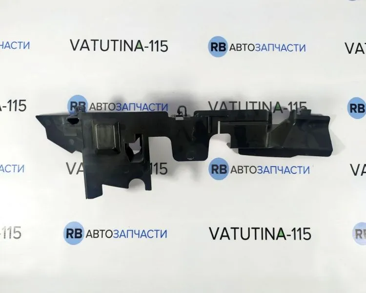 5J0121284E Повітрозабірник радіатора R