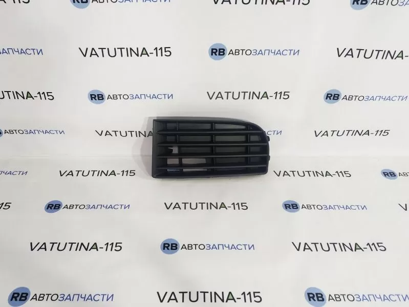 KH9524997 Решітка бампера L -пр/тум. (-GTI)