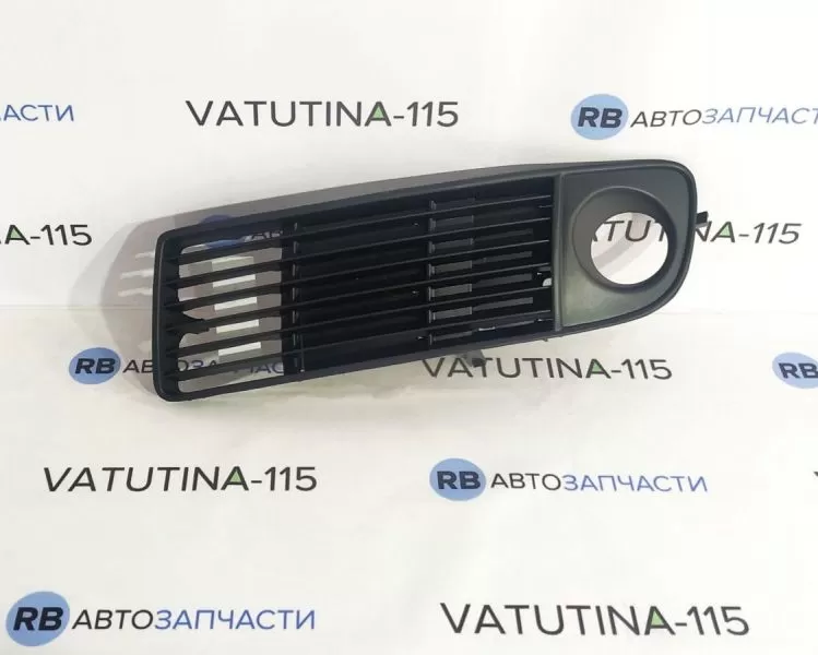 KH0014995 Решітка бампера L