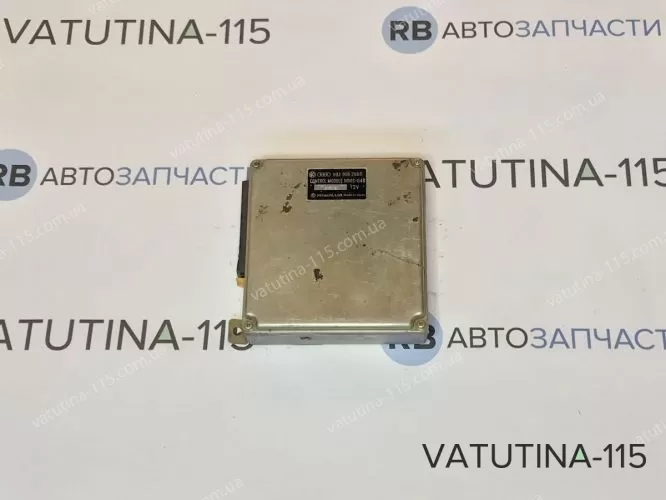 893906266B Блок управління двигуном