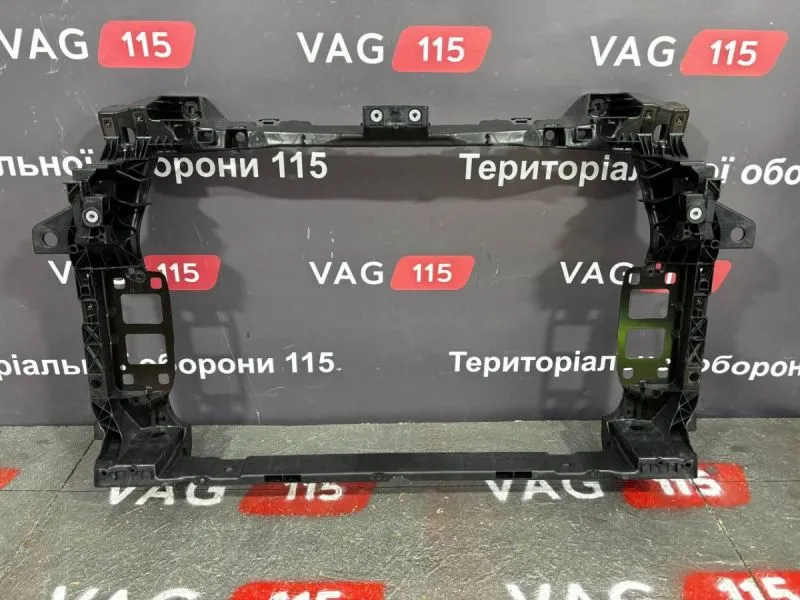 4M0805594B Панель передняя