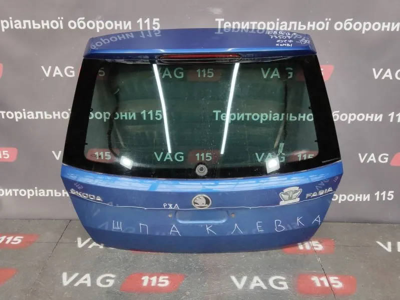 6V9827025E-DEF Кришка багажника Combi (дефект)