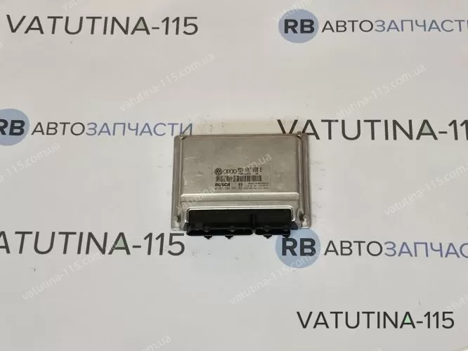 8D0907558E Блок управления двигателем