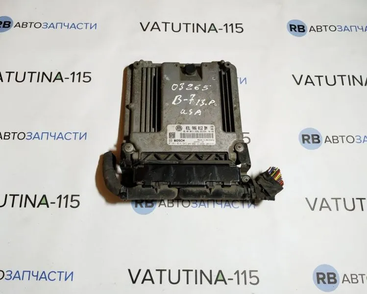 03L906012BN Блок управління двигуном
