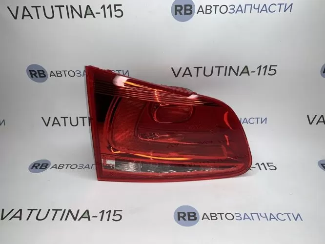 7P6945093C Ліхтар внутрішній L