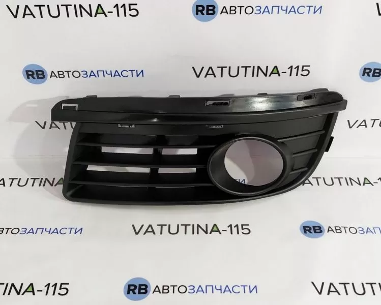 FP9544993 Решітка бампера L (+пр/тум.) - 1K0853665E9B9