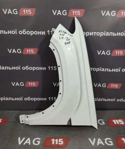 3CM821021-BU Крило L